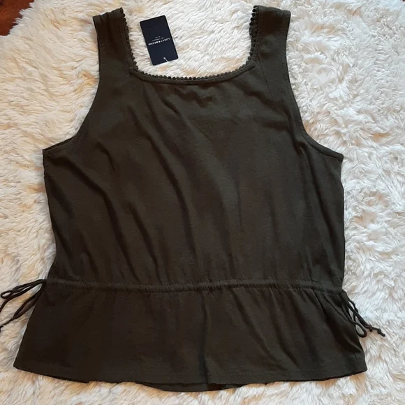 Lucky Brand Olive Green embroidered top, size large, NWT - Picture 10 of 10